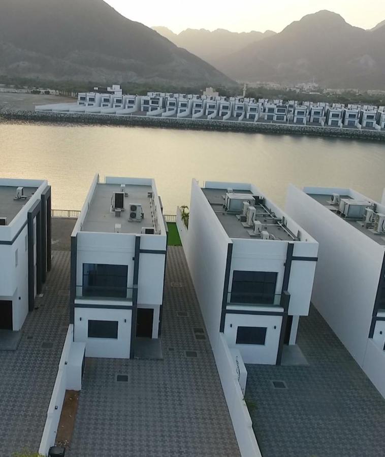 Al Dana Sea View Villa 푸자이라 외부 사진