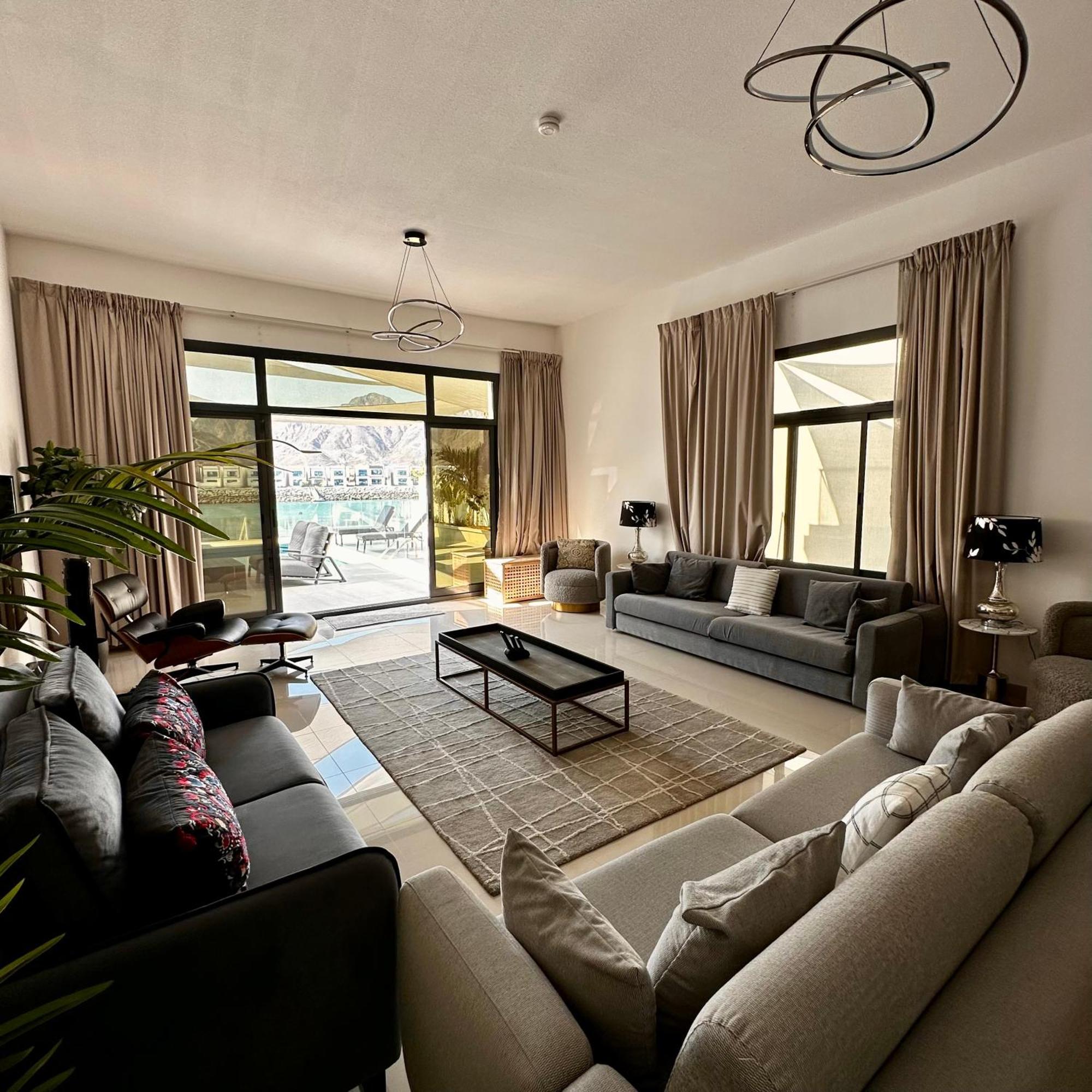 Al Dana Sea View Villa 푸자이라 외부 사진